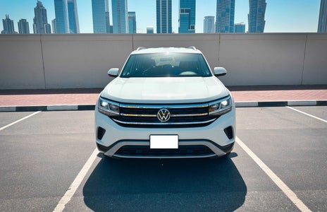 Rent Volkswagen Teramont 2022 in Dubai