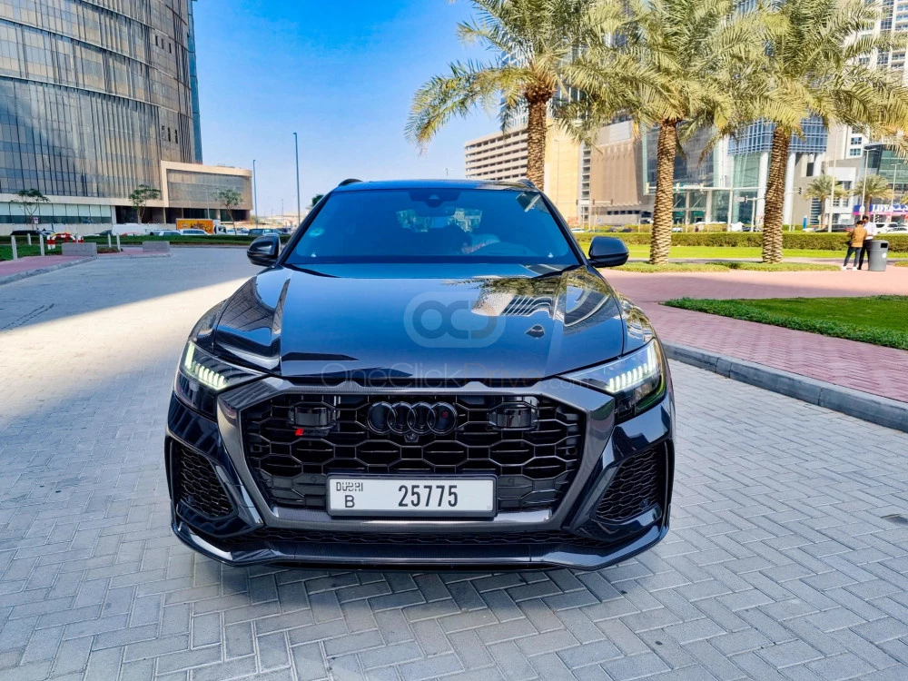 Black Audi RS Q8  2020 for rent in Abu Dhabi 3