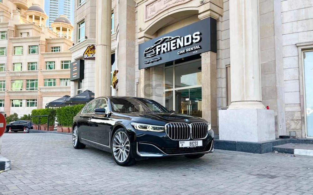 Siyah BMW 730Li 2020 for rent in Dubai 1