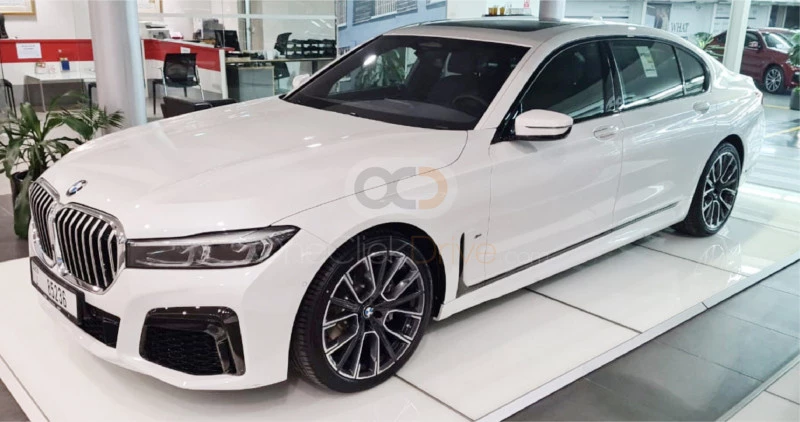 Beyaz BMW 730Li 2021 for rent in Dubai 1