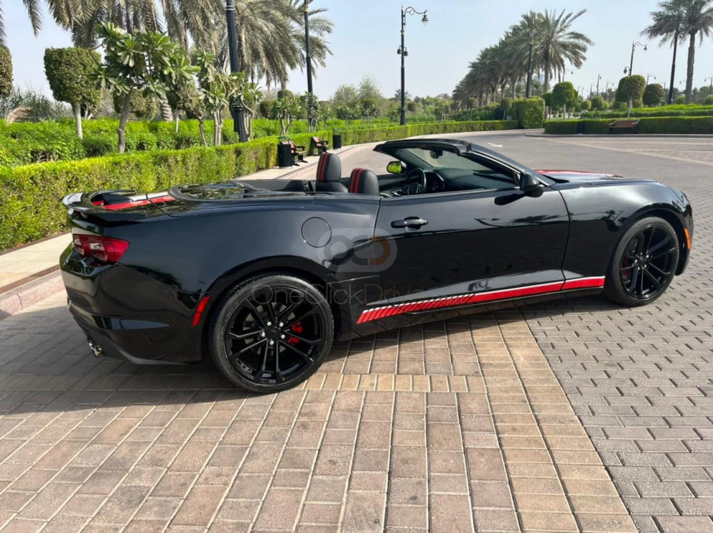 Black Chevrolet Camaro ZL1 Kit Convertible V6 2021 for rent in Dubai 7