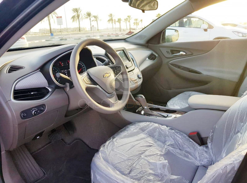 Siyah Chevrolet Malibu 2018 for rent in Dubai 3