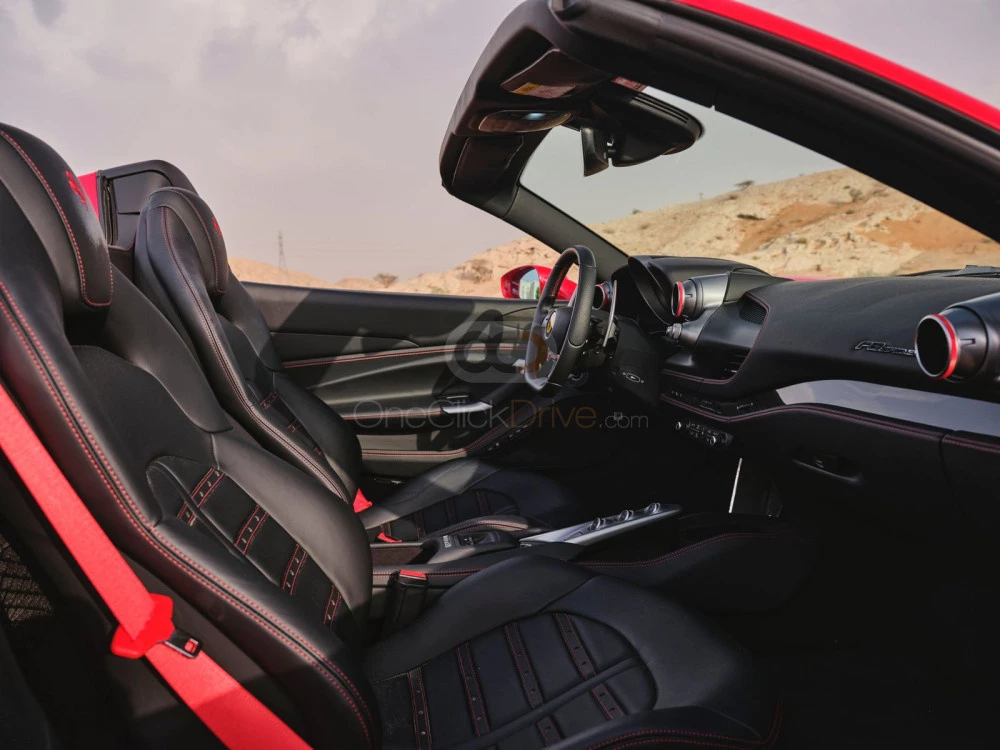 Kırmızı Ferrari F8 Tributo Örümcek 2023 for rent in Dubai 10