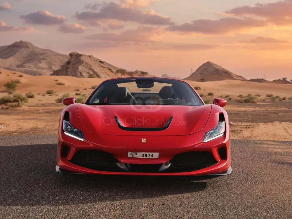 Kırmızı Ferrari F8 Tributo Örümcek 2023 for rent in Dubai 3