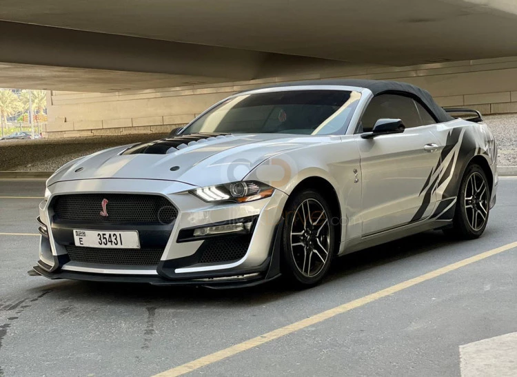 Silver Ford Mustang EcoBoost Convertible V4 2019 for rent in Dubai 8