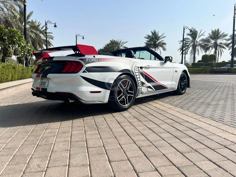 White Ford Mustang Shelby GT500 Kit Convertible V4 2019 for rent in Dubai 11