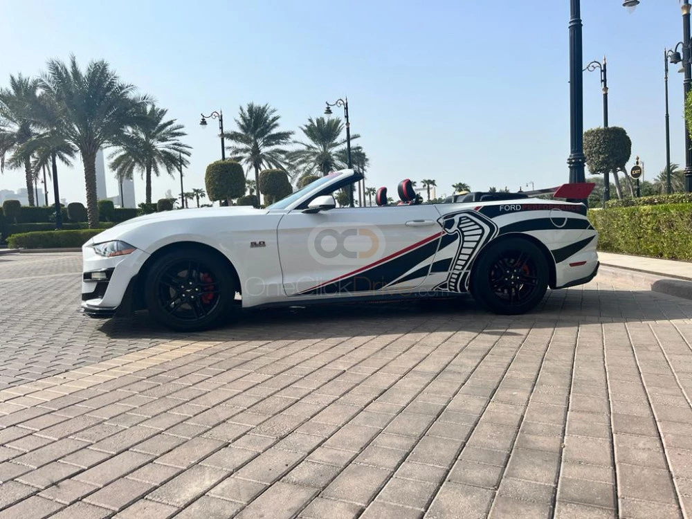 White Ford Mustang Shelby GT500 Kit Convertible V4 2019 for rent in Dubai 10
