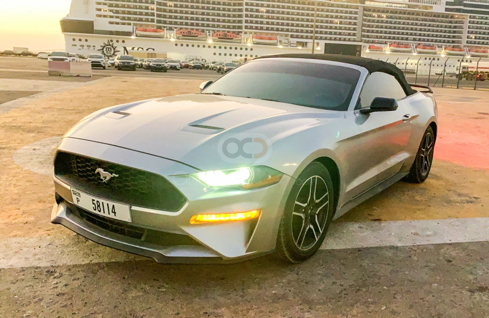 Gray Ford Mustang EcoBoost Convertible V4 2020 for rent in Dubai 5