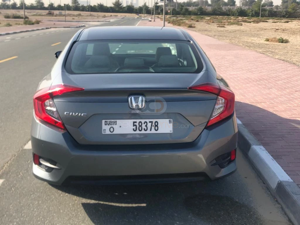 Gray Honda Civic 2020 for rent in Dubai 8