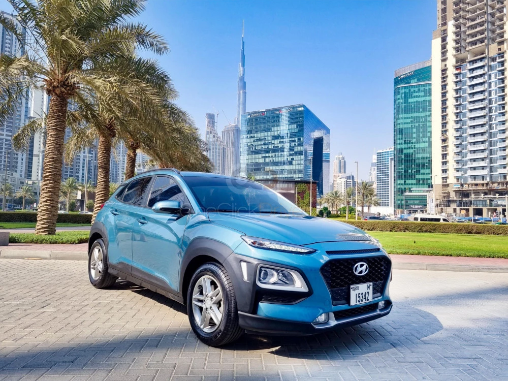 Azul zafiro Hyundai Kona 2019 for rent in Dubai 1