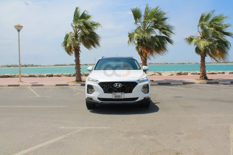 White Hyundai Santa Fe 2020 for rent in Dubai 8