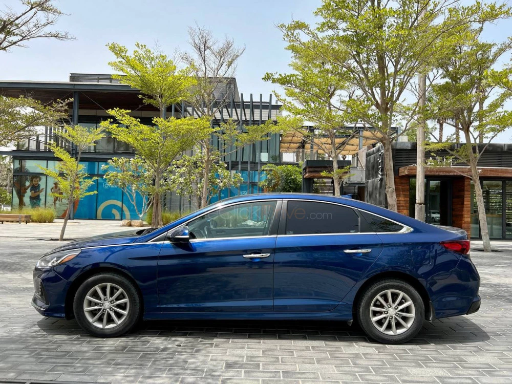 Blue Hyundai Sonata 2019 for rent in Dubai 2
