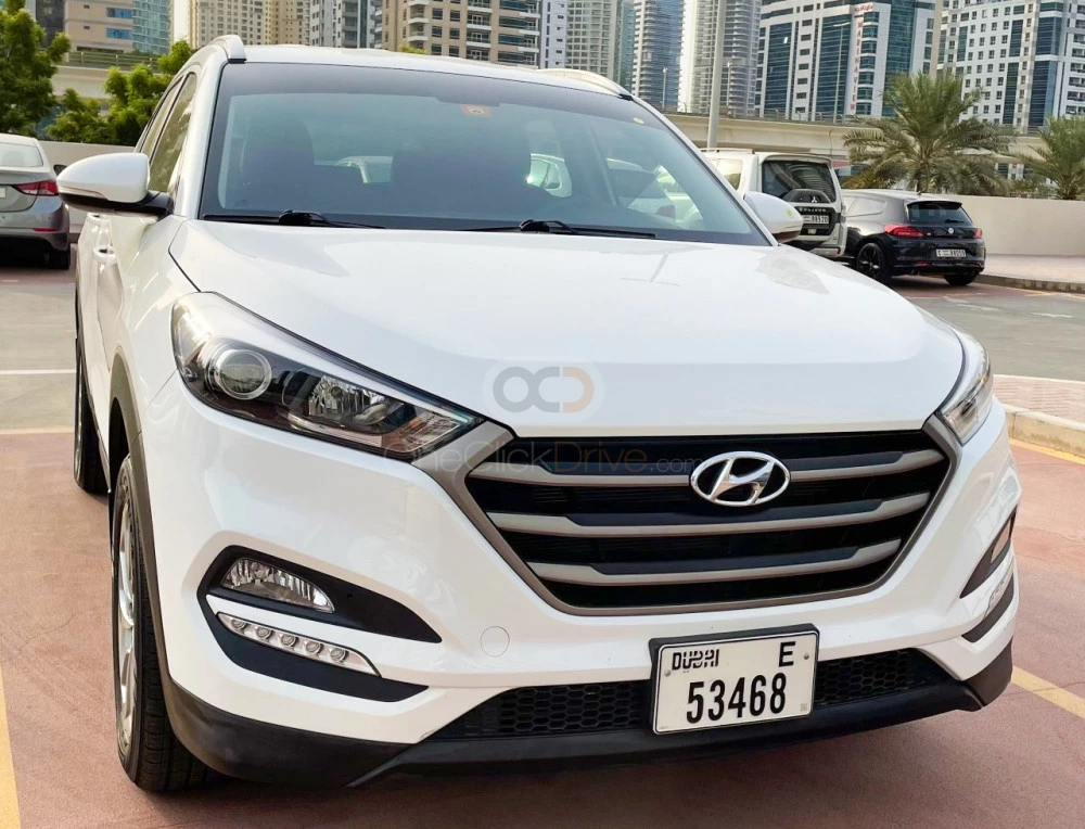 Blanco Hyundai Tucson 2018 for rent in Dubai 1