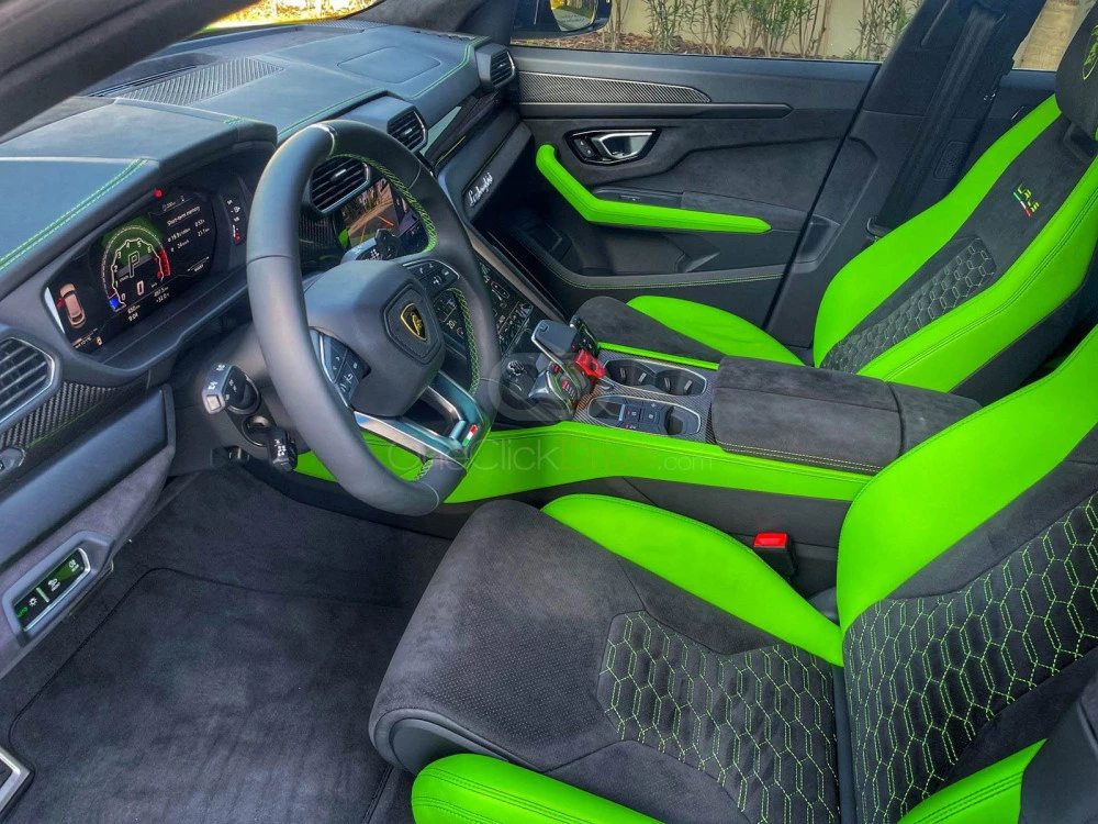 Green Lamborghini Urus Pearl Capsule 2021 for rent in Dubai 4