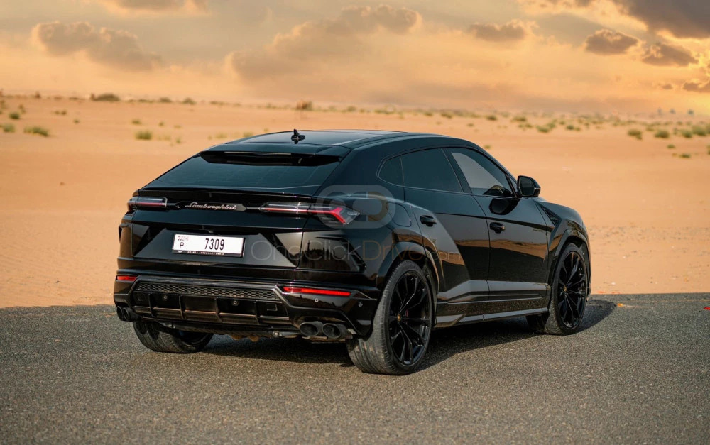 Black Lamborghini Urus 2021 for rent in Abu Dhabi 2