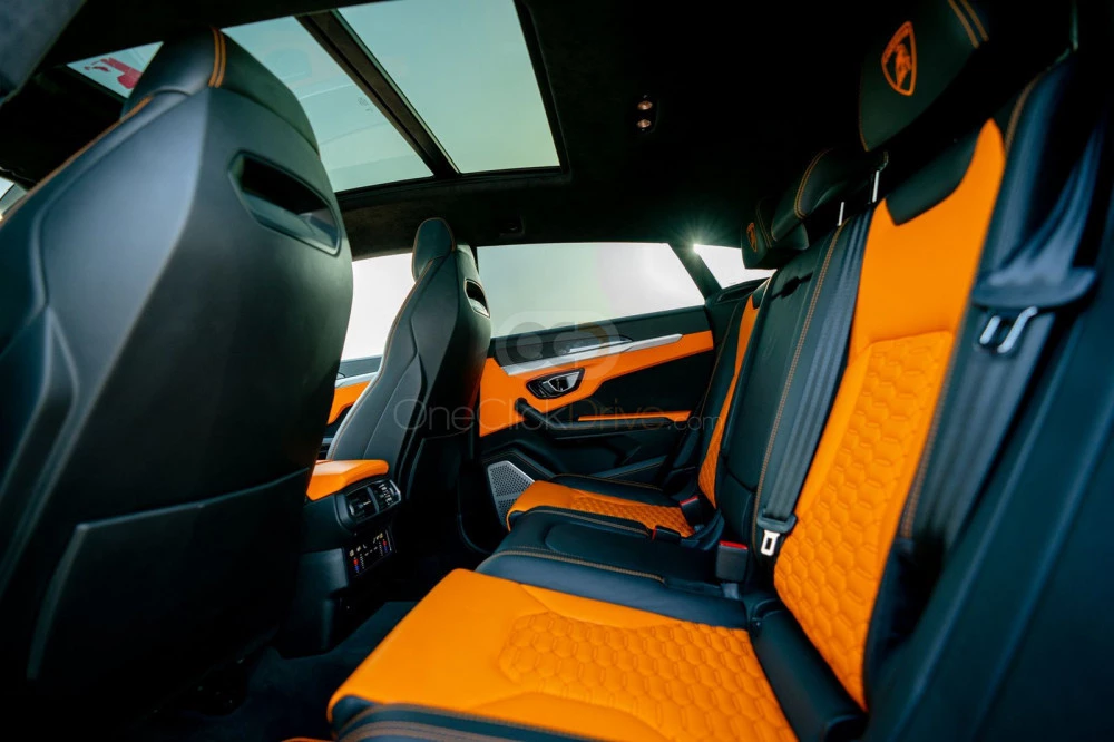 Black Lamborghini Urus 2021 for rent in Abu Dhabi 9