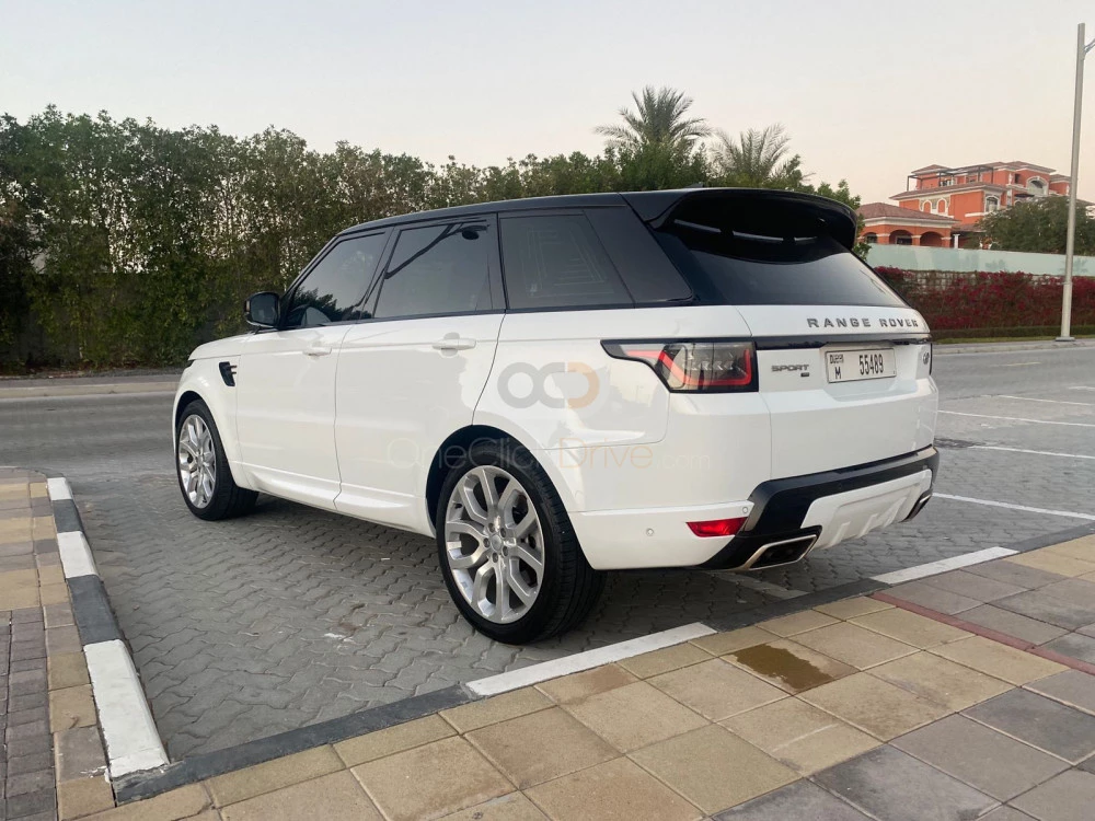 wit Landrover Range Rover Sport HSE 2022 for rent in Dubai 8