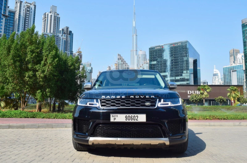 zwart Landrover Range Rover Sport HSE 2018 for rent in Dubai 6