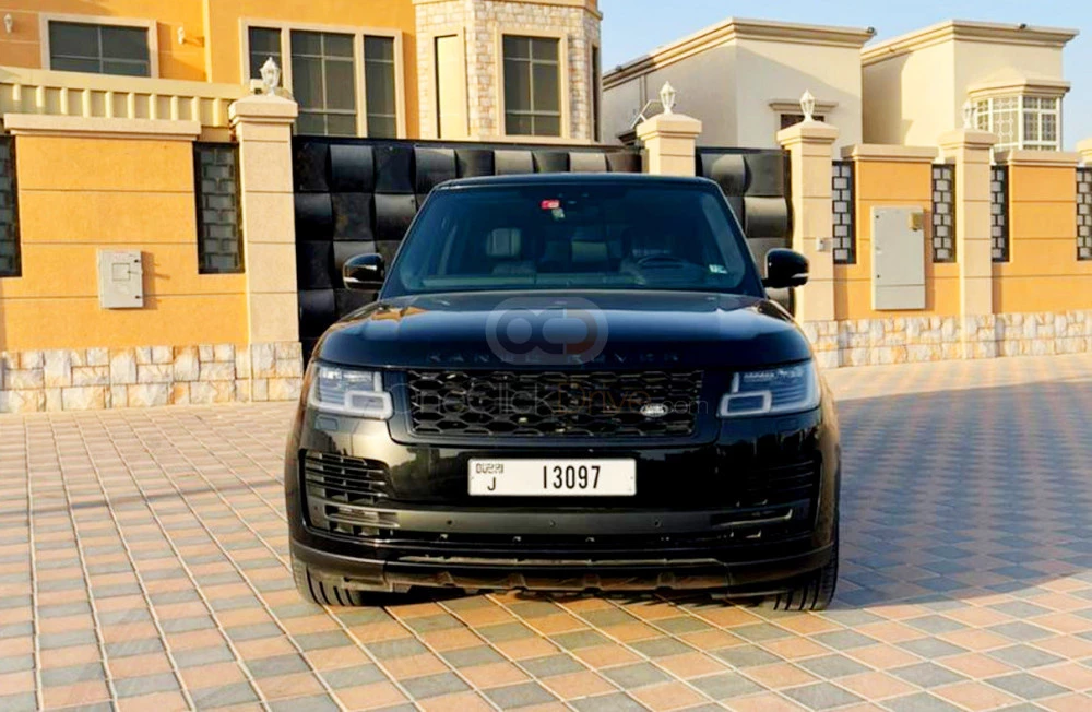 Black Land Rover Range Rover Vogue HSE 2020 for rent in Dubai 7