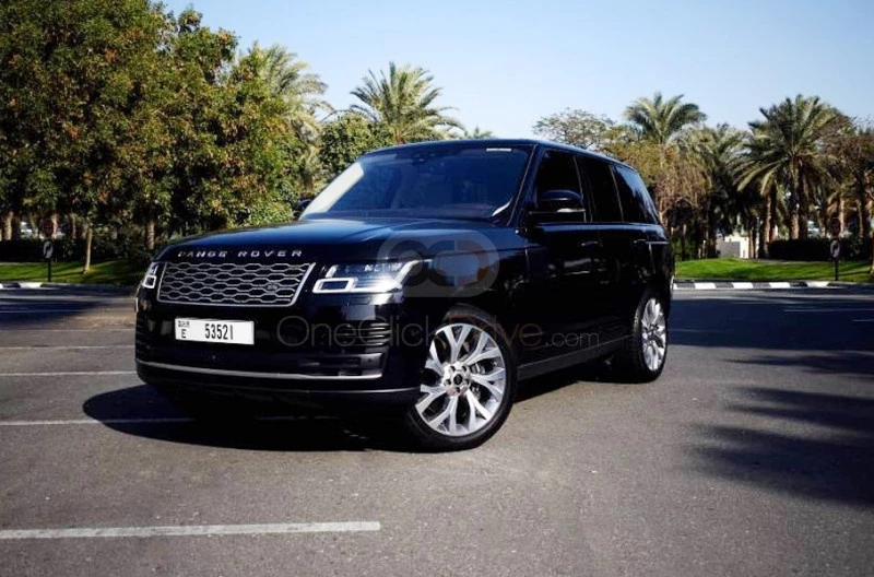 White Land Rover Range Rover Vogue Supercharged 2019 for rent in Dubai 4