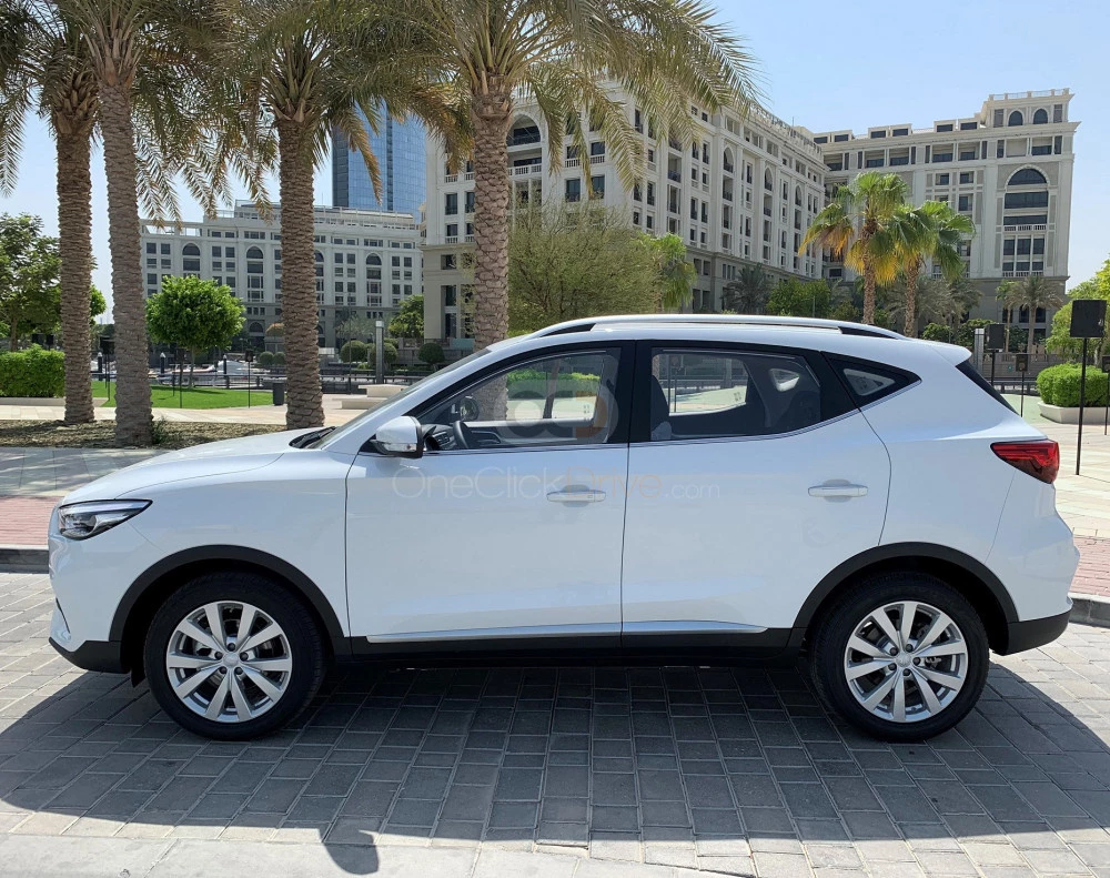 White MG ZS 2022 for rent in Dubai 4