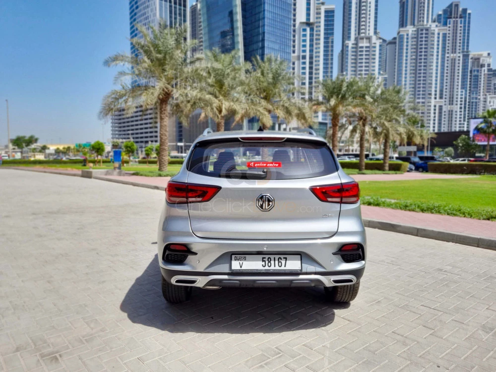 Silver MG ZS 2022 for rent in Ajman 12
