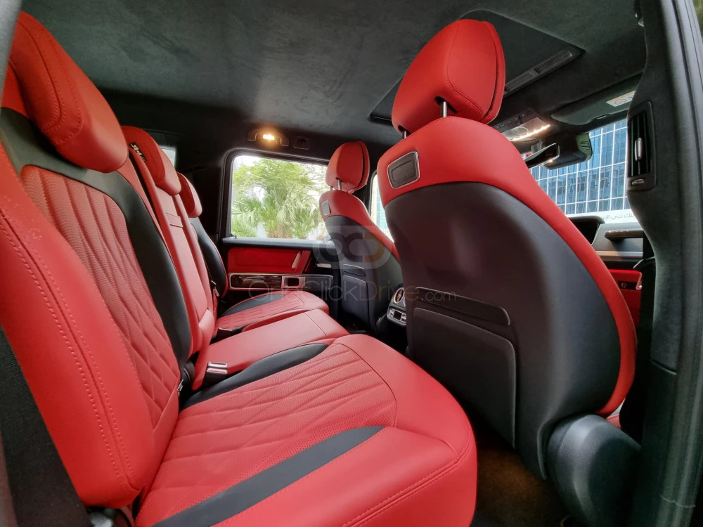 zwart Mercedes-Benz AMG G63 Editie 1 2022 for rent in Dubai 8