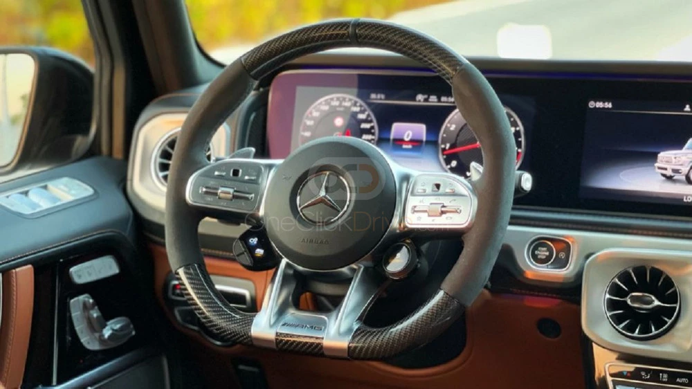 Black Mercedes Benz AMG G63 2021 for rent in Dubai 5