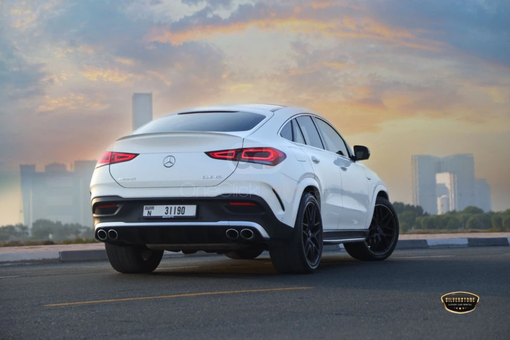wit Mercedes-Benz AMG GLE 53 2021 for rent in Dubai 3