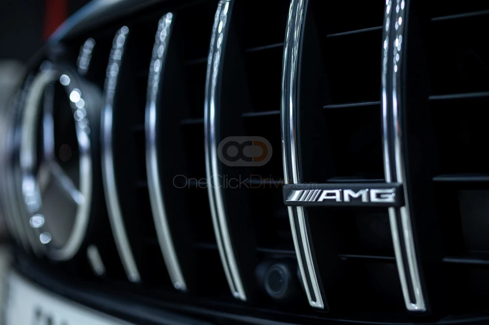 深灰色 奔驰 AMG GT 63S 2020 for rent in 迪拜 5