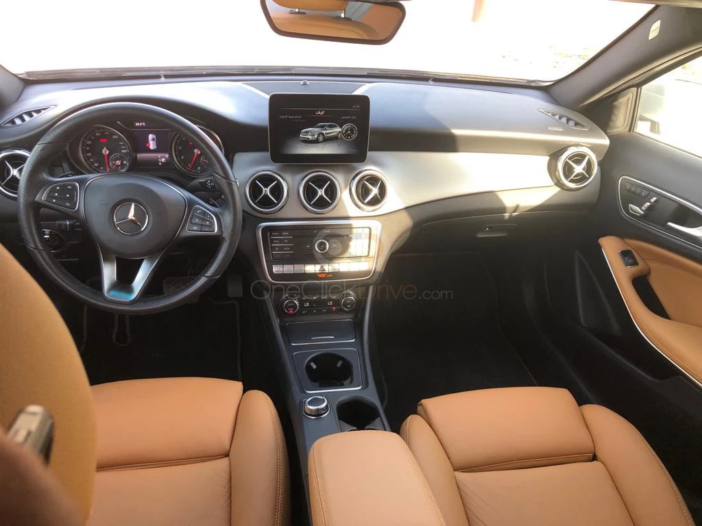 Silver Mercedes Benz GLA 250 2019 for rent in Dubai 8