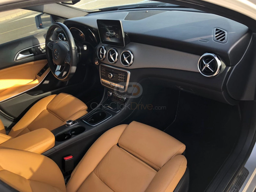 Silver Mercedes Benz GLA 250 2019 for rent in Dubai 7