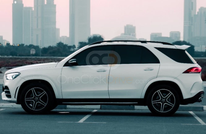 White Mercedes Benz GLE 350 2020 for rent in Abu Dhabi 7