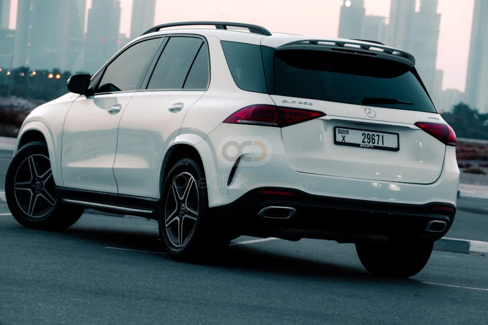 White Mercedes Benz GLE 350 2020 for rent in Abu Dhabi 8