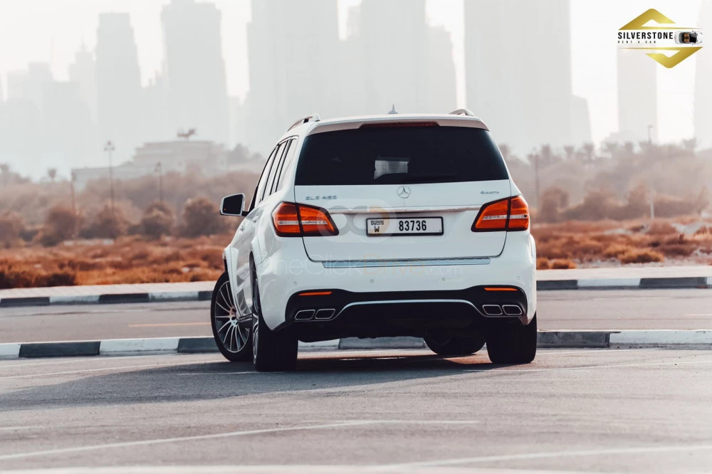 White Mercedes Benz GLS 500 2019 for rent in Abu Dhabi 8