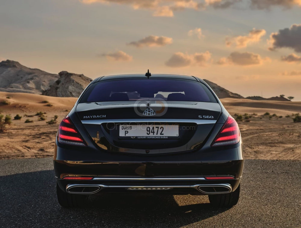 Black Mercedes Benz Maybach S560 2020 for rent in Abu Dhabi 4
