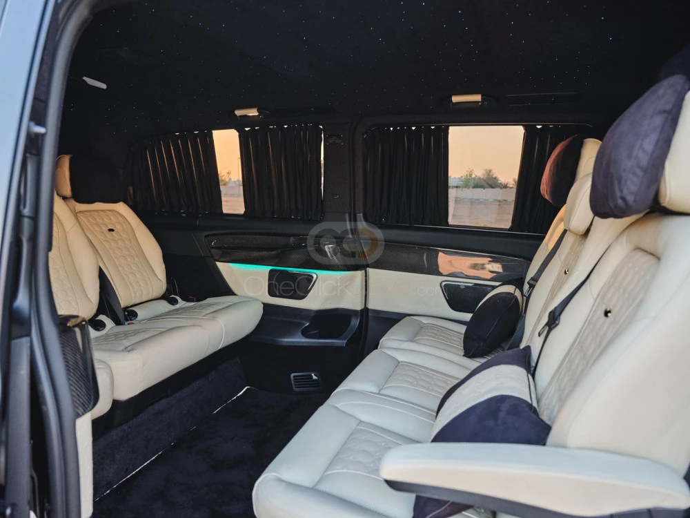 Black Mercedes Benz V250 VIP Edition 2022 for rent in Dubai 6