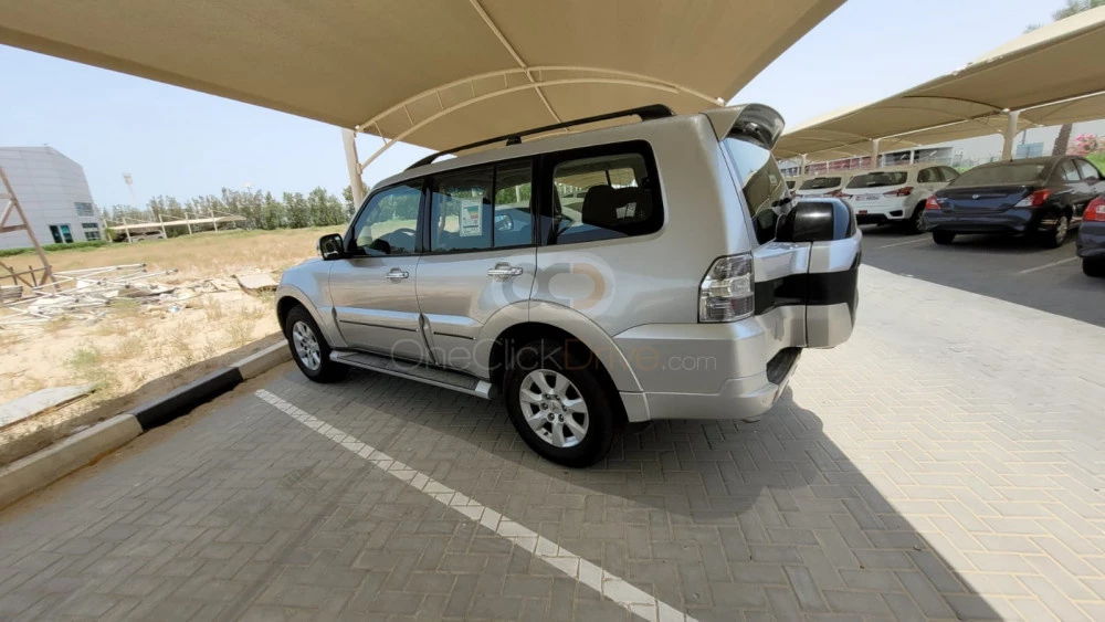 Silver Mitsubishi Pajero 2022 for rent in Dubai 4