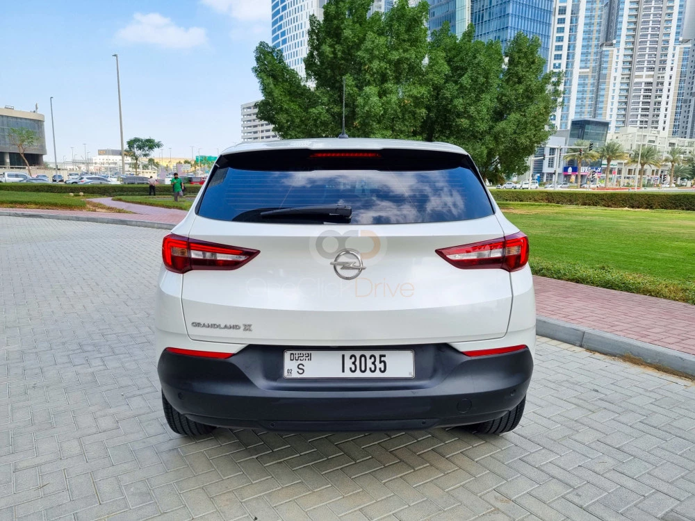 White Opel Grandland 2020 for rent in Abu Dhabi 8