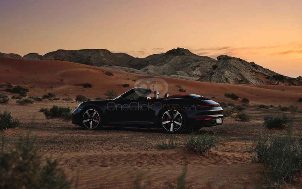 Black Porsche 911 Carrera S Spyder 2021 for rent in Dubai 7