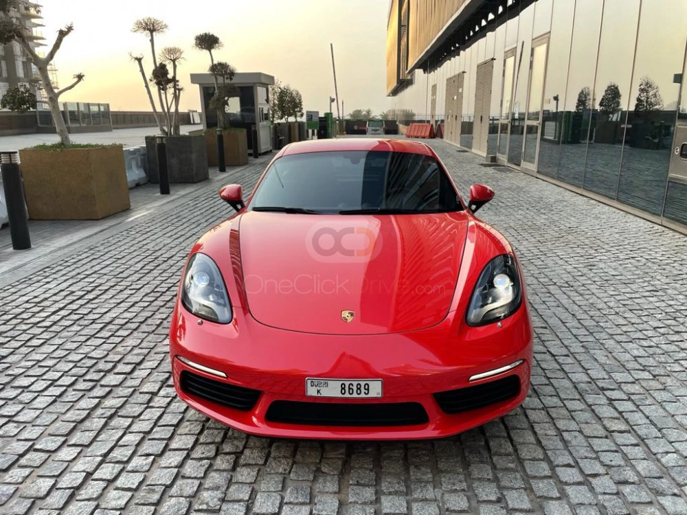 Red Porsche 718 Cayman 2019 for rent in Dubai 7