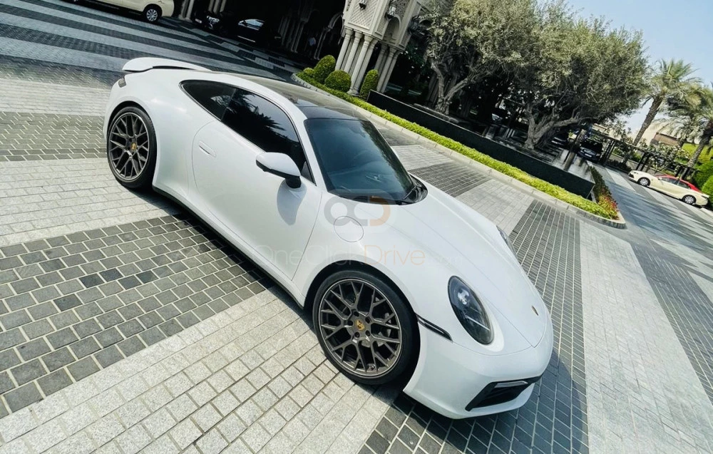 White Porsche 911 Carrera 2020 for rent in Dubai 7