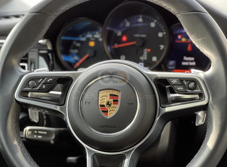Black Porsche Macan 2021 for rent in Dubai 5