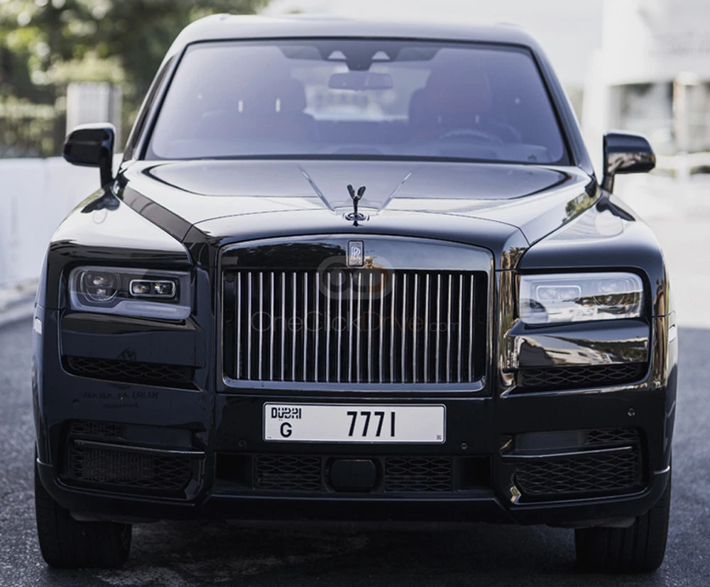 Black Rolls Royce Cullinan Black Badge 2021 for rent in Dubai 2