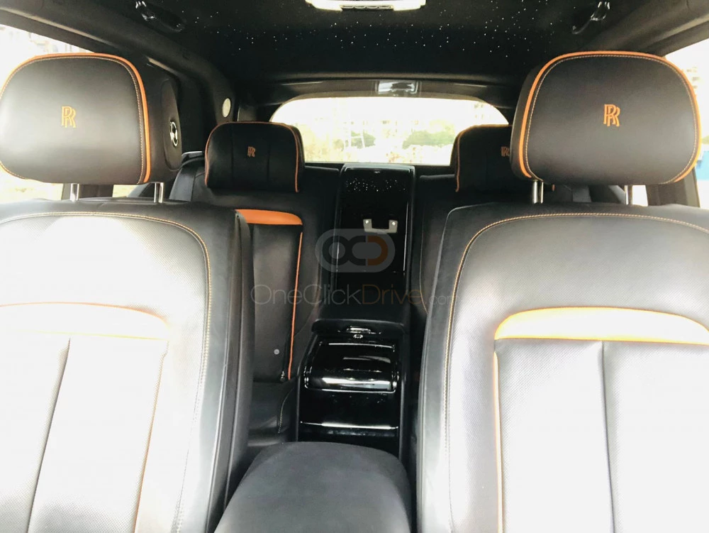Black Rolls Royce Cullinan Black Badge 2020 for rent in Ras Al Khaimah 7