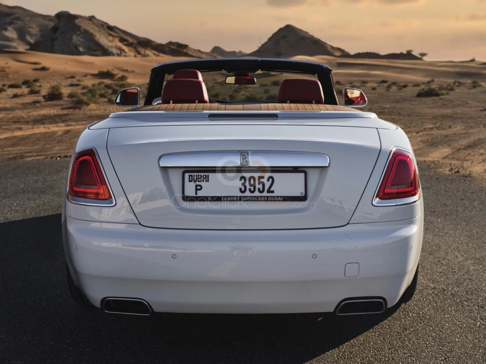 White Rolls Royce Dawn 2019 for rent in Abu Dhabi 5