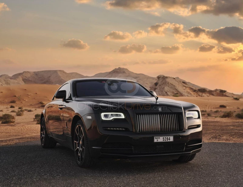 Siyah Rolls Royce hayalet 2018 for rent in Abu Dabi 6
