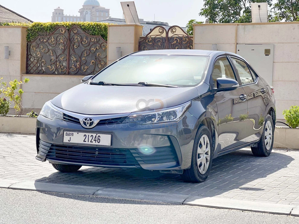 gris Toyota Corola 2019 for rent in Dubai 2