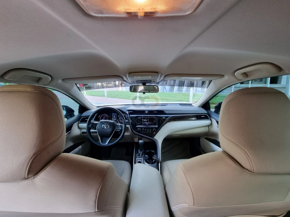 White Toyota Camry 2019 for rent in Abu Dhabi 5