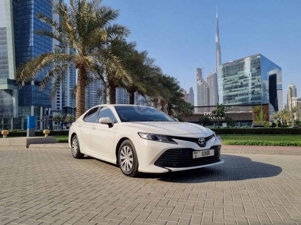 White Toyota Camry 2019 for rent in Sharjah 10